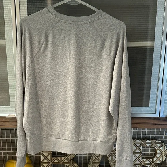 Vuori Halo Crew. S, light Heather gray - Picture 6 of 10